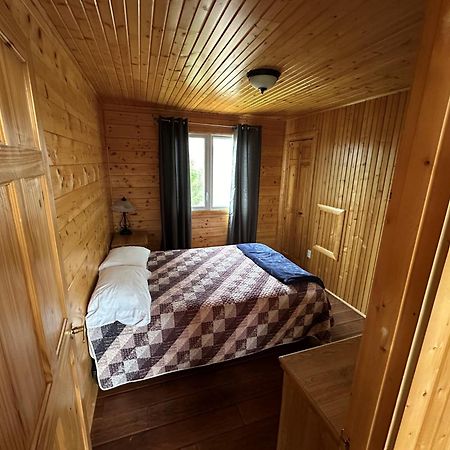 Chalets Et Spa Lac Saint-Jean Chambord Bagian luar foto