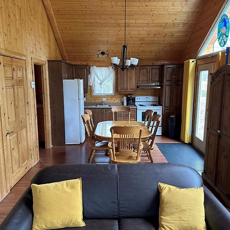 Chalets Et Spa Lac Saint-Jean Chambord Bagian luar foto